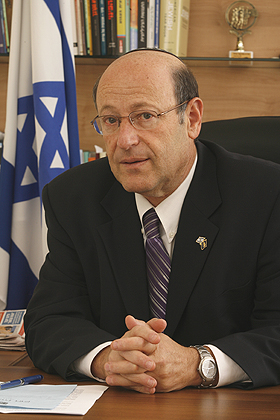 עתניאל שנלר